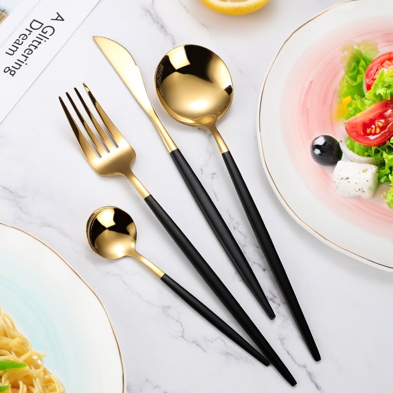 4pcs-two-tone-cutlery-set-507869